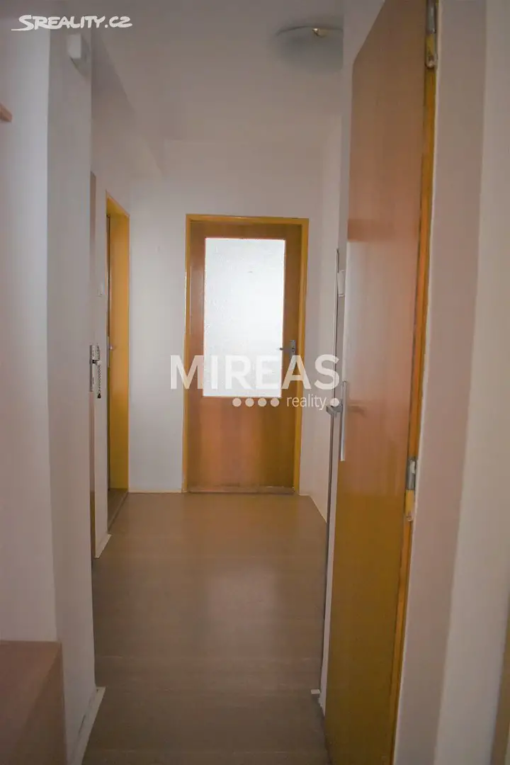 Pronájem bytu 4+1 80 m², Dlabačova, Nymburk