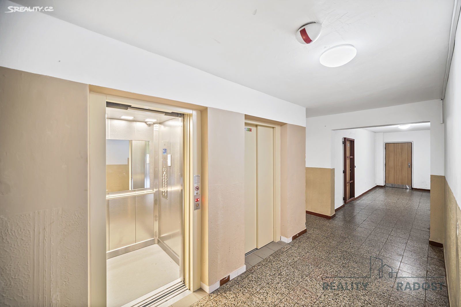 Prodej bytu 2+1 50 m², kpt. Bartoše, Pardubice - Polabiny