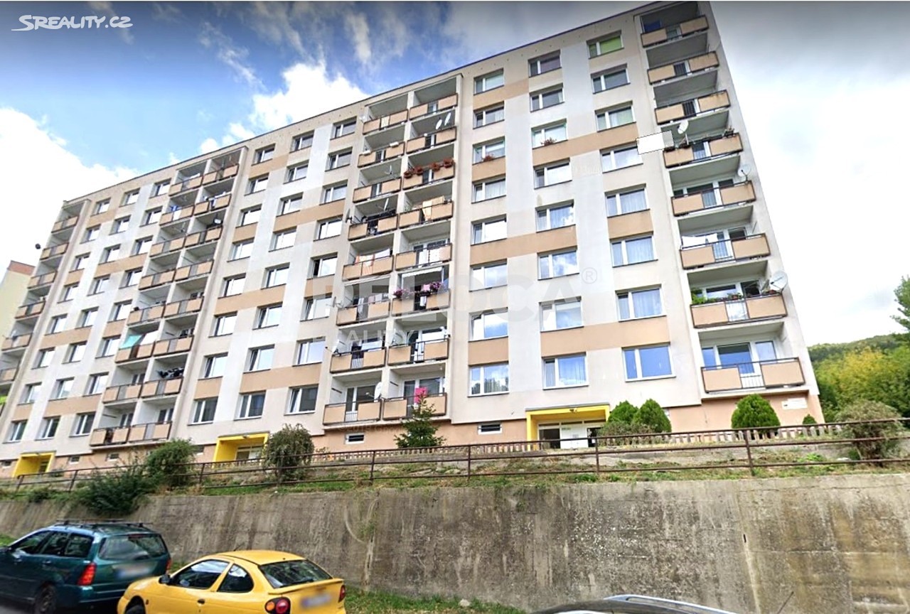 Prodej bytu 2+kk 42 m², Karla Čapka, Krupka - Maršov