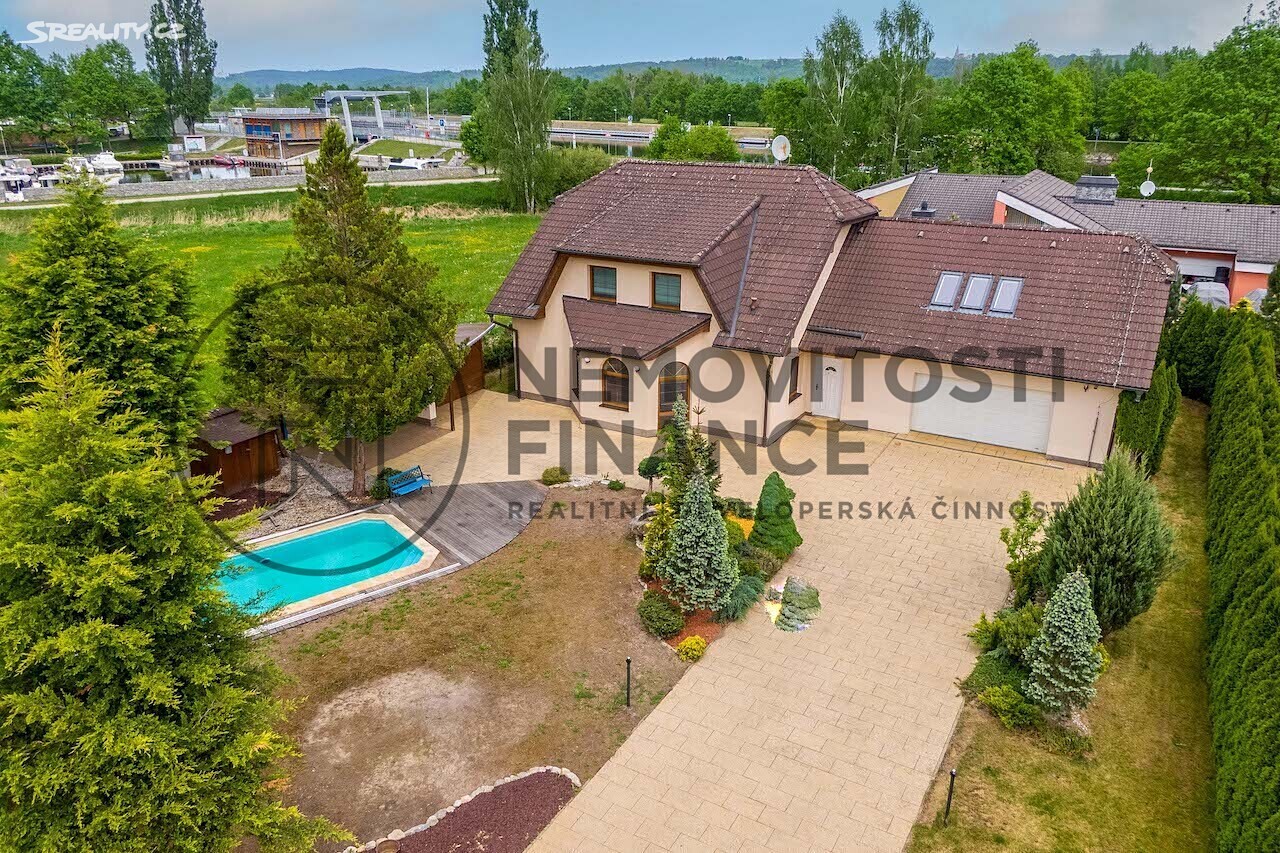 Prodej  rodinného domu 1 000 m², pozemek 1 000 m², České Vrbné, České Budějovice - České Budějovice 2