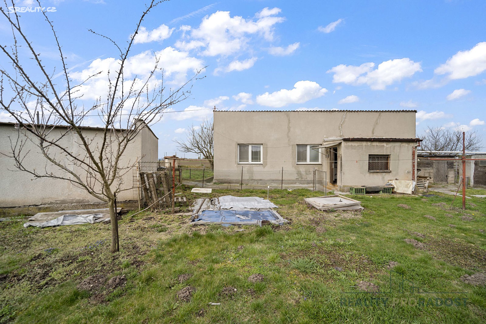Prodej  rodinného domu 86 m², pozemek 769 m², Lochenice, okres Hradec Králové