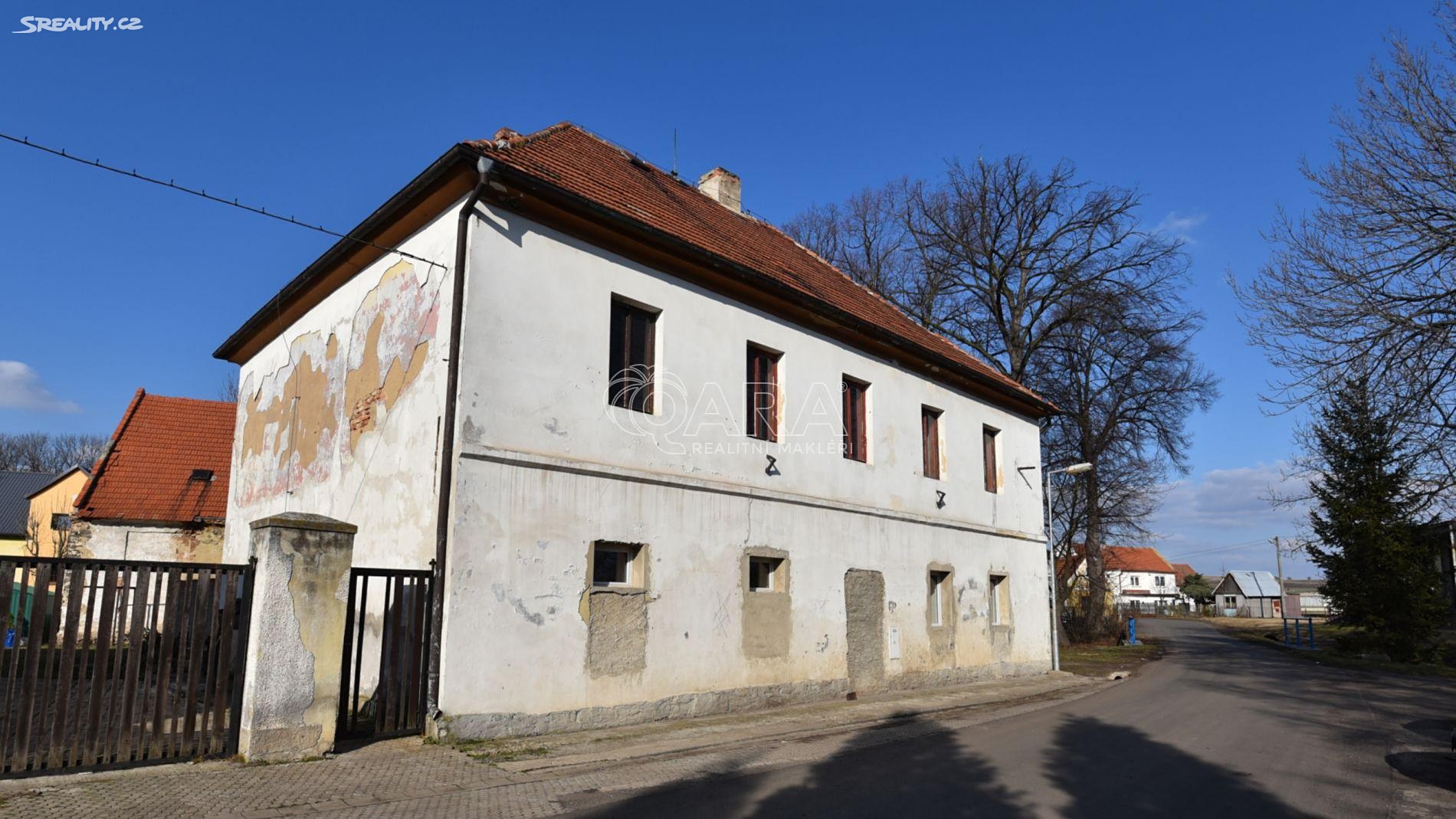 Prodej  rodinného domu 250 m², pozemek 338 m², Pětipsy, okres Chomutov