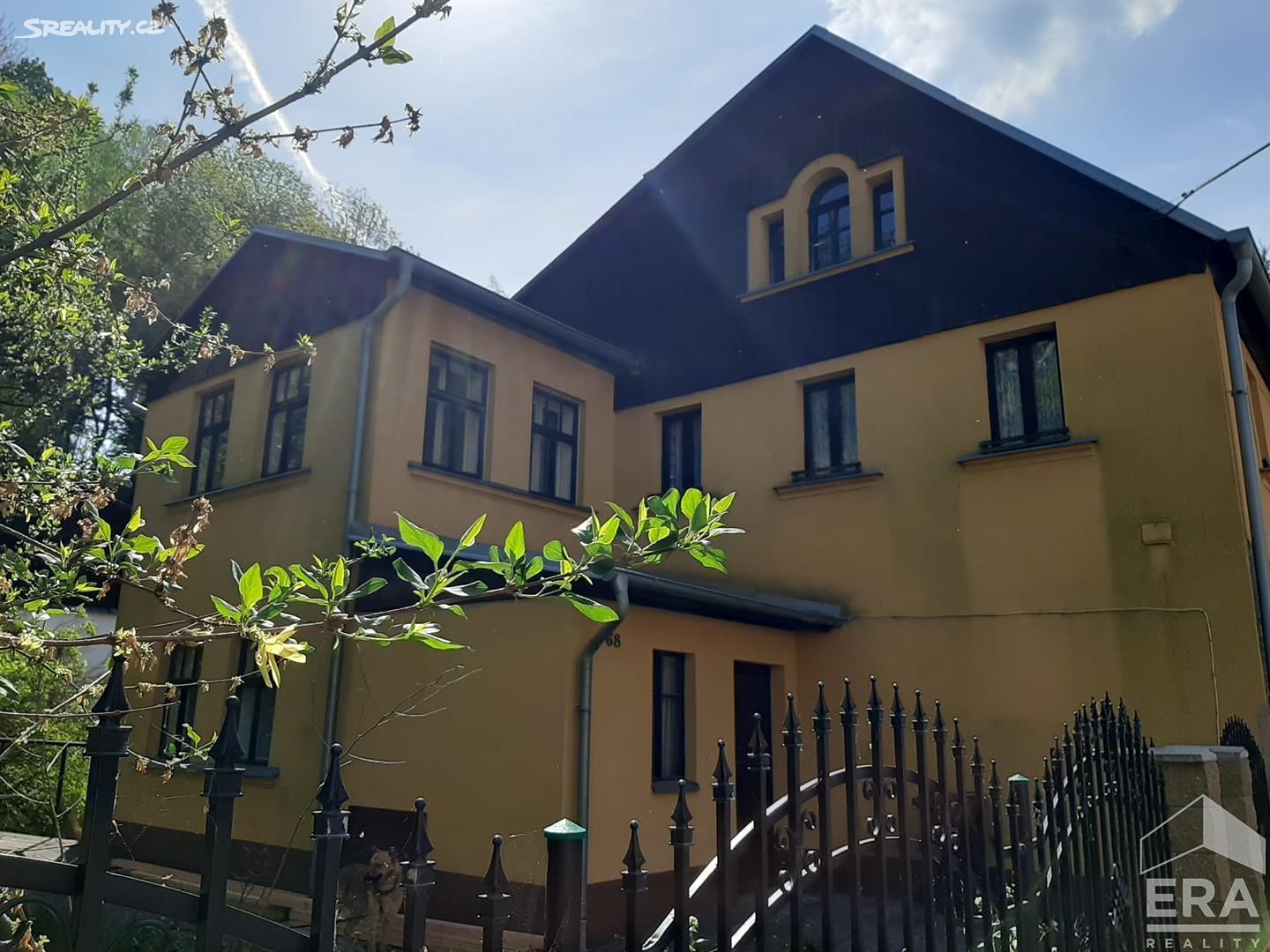 Prodej  rodinného domu 180 m², pozemek 615 m², Petrovice, okres Ústí nad Labem