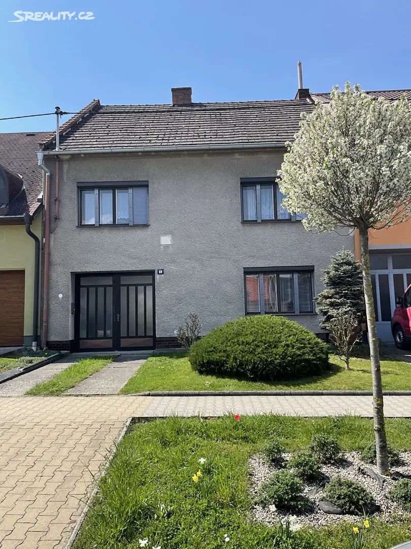 Prodej  rodinného domu 150 m², pozemek 925 m², Podolí, okres Uherské Hradiště