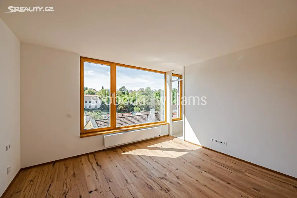 Prodej  rodinného domu 213 m², pozemek 240 m², U Drahaně, Praha 8 - Bohnice