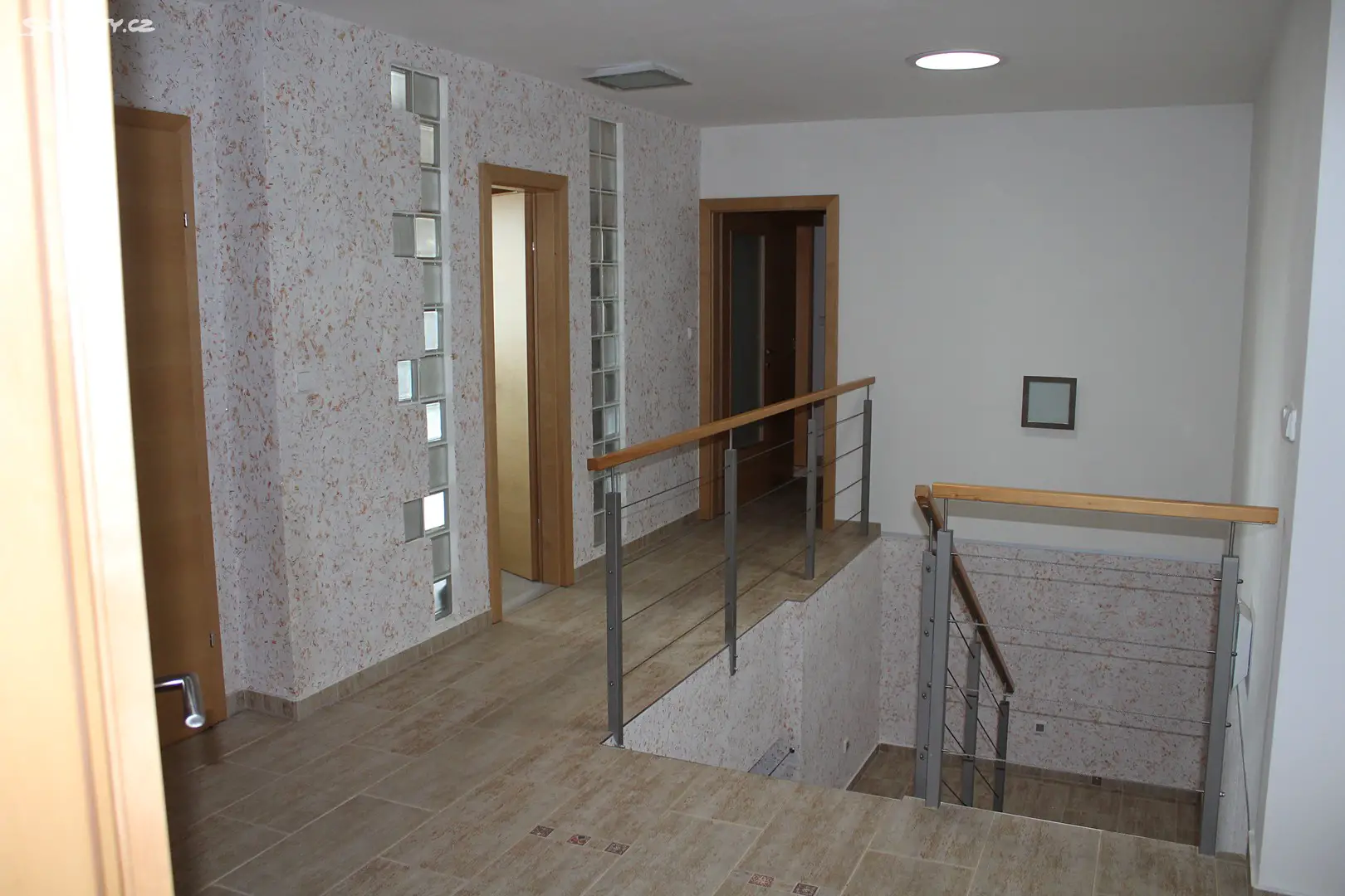 Prodej  rodinného domu 300 m², pozemek 1 620 m², Střelice, okres Brno-venkov