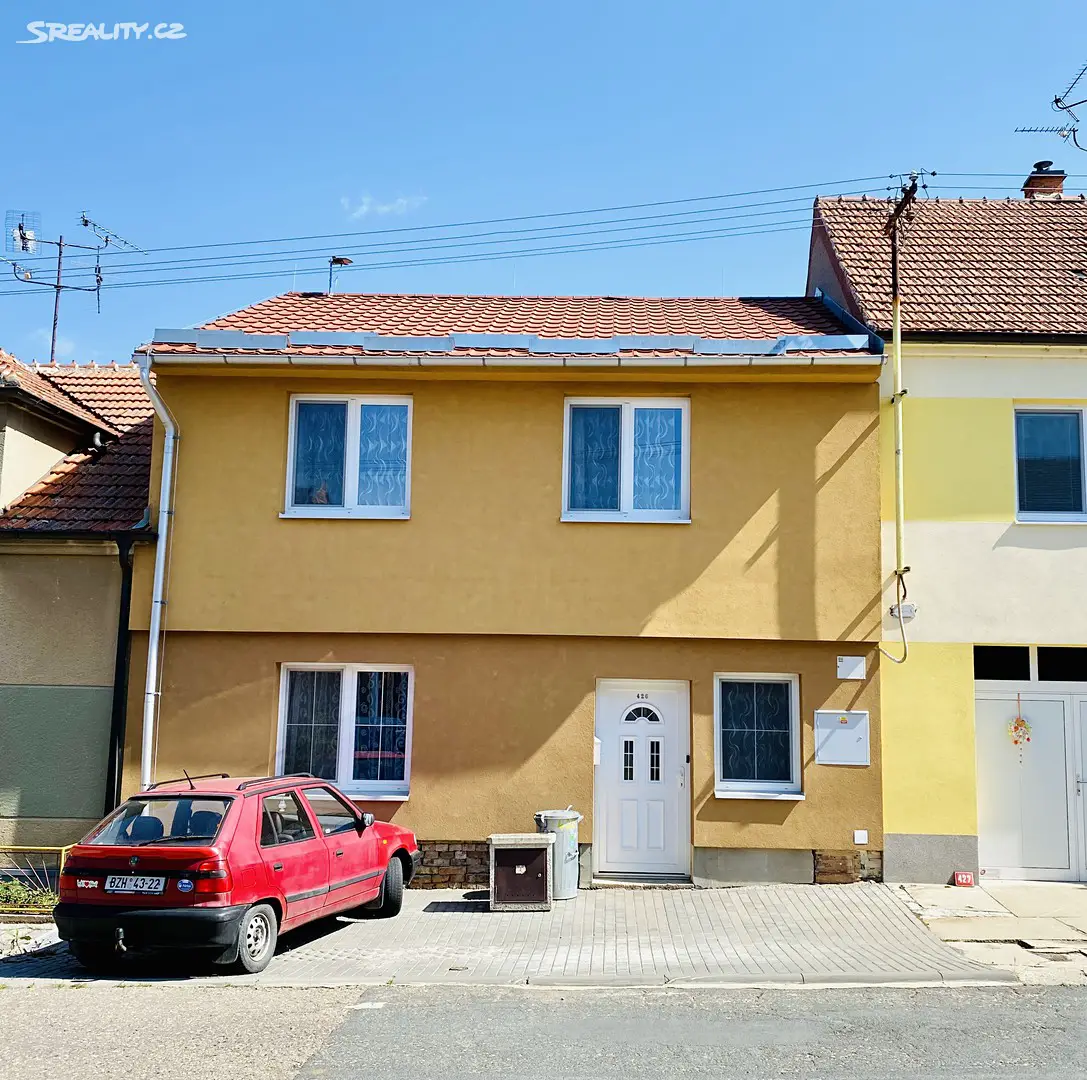 Prodej  rodinného domu 160 m², pozemek 218 m², Velké Bílovice, okres Břeclav