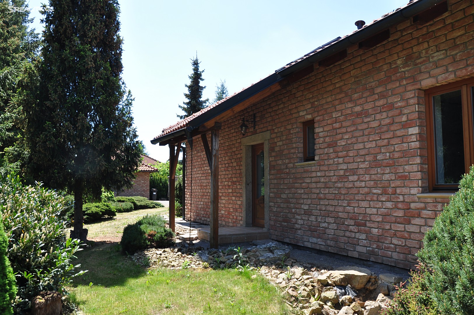 Prodej  vily 202 m², pozemek 1 446 m², Jabloňová, Znojmo - Přímětice