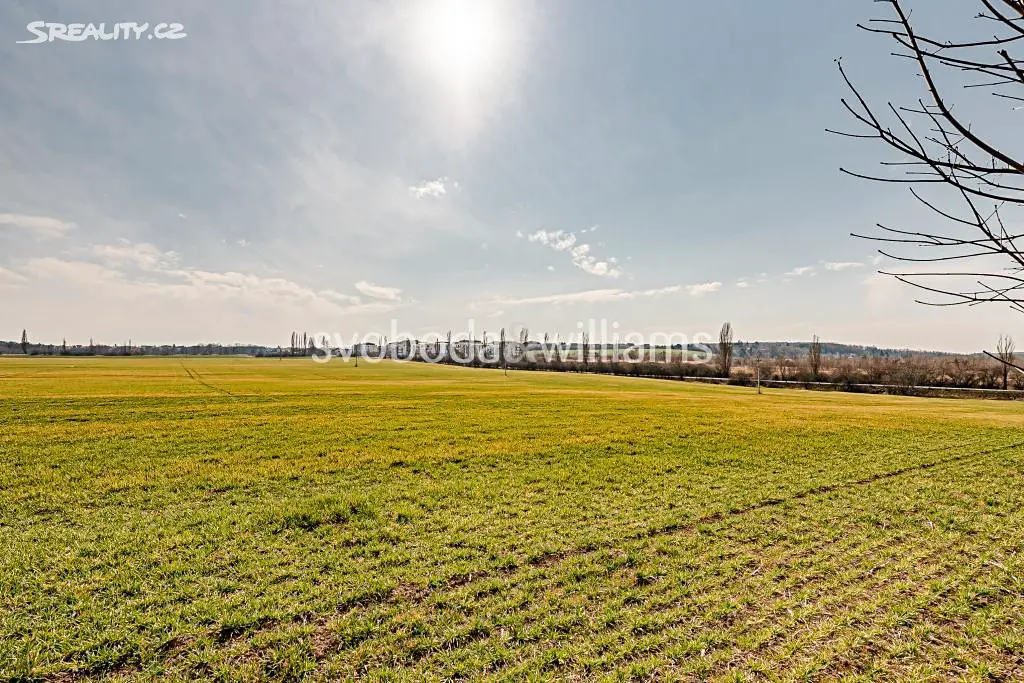 Prodej  komerčního pozemku 9 776 m², Horoměřice, okres Praha-západ