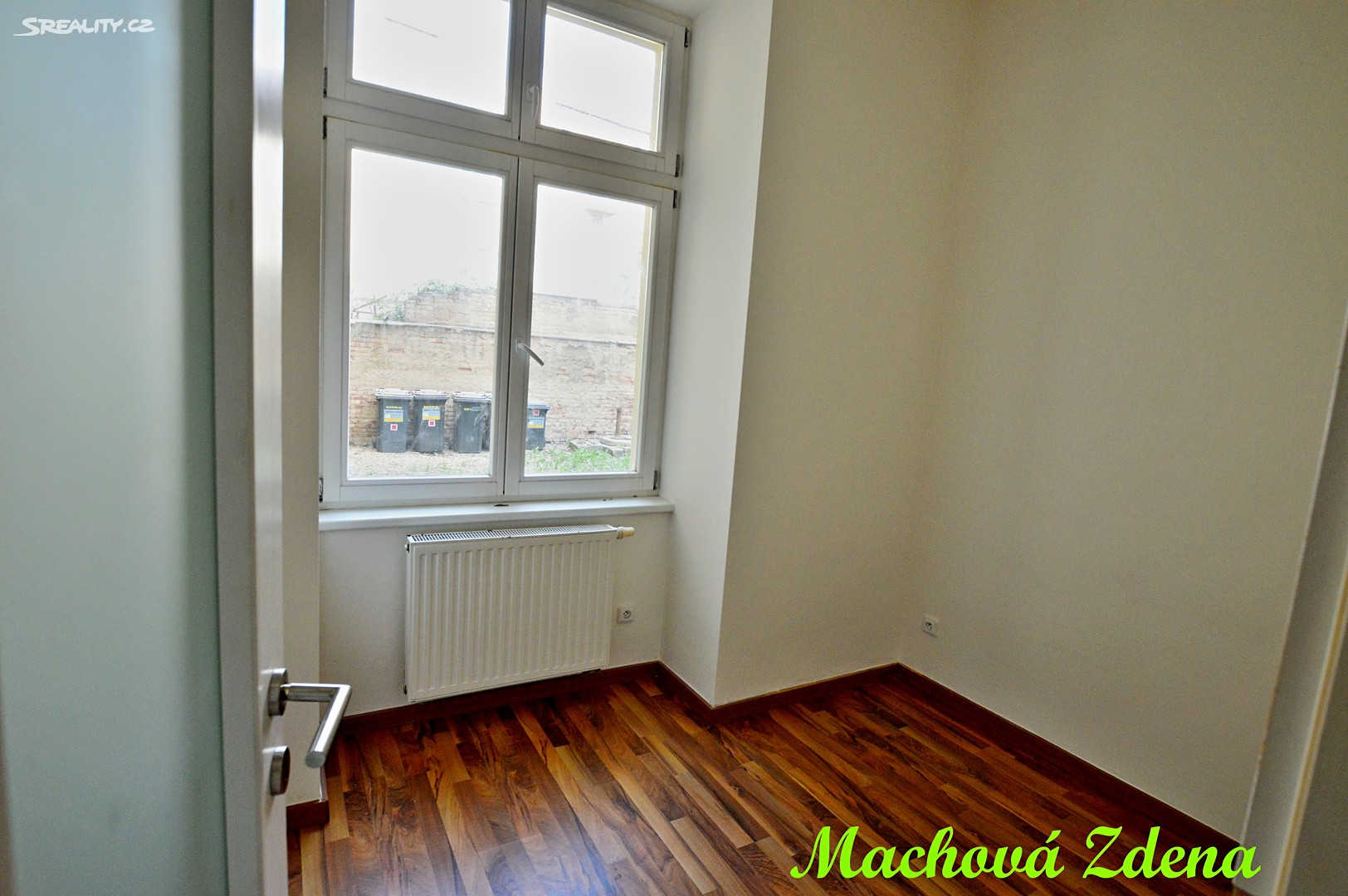 Pronájem bytu 1+1 38 m², Lublaňská, Praha - Praha 2