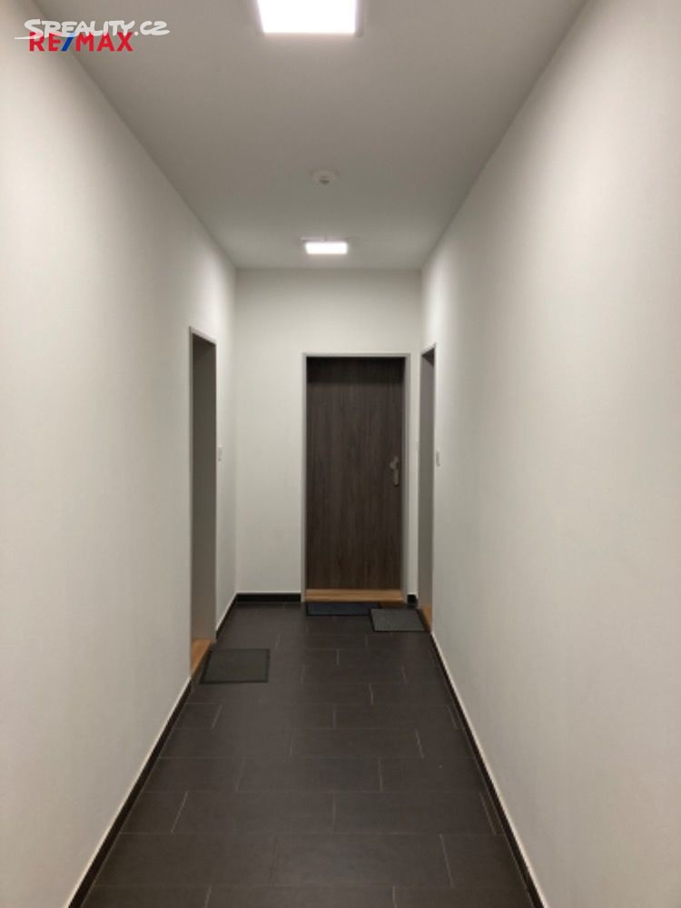 Pronájem bytu 1+kk 42 m², Mikuláše z Husi, České Budějovice - České Budějovice 4