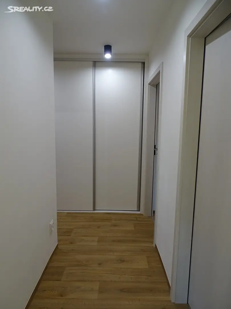 Pronájem bytu 2+1 60 m², Jungmannova, Kuřim