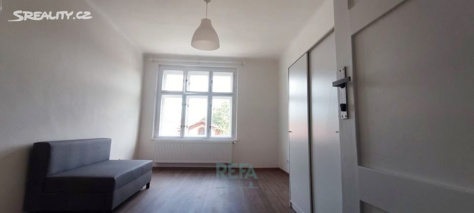 Pronájem bytu 3+1 75 m², Budějovická, Praha 4 - Krč