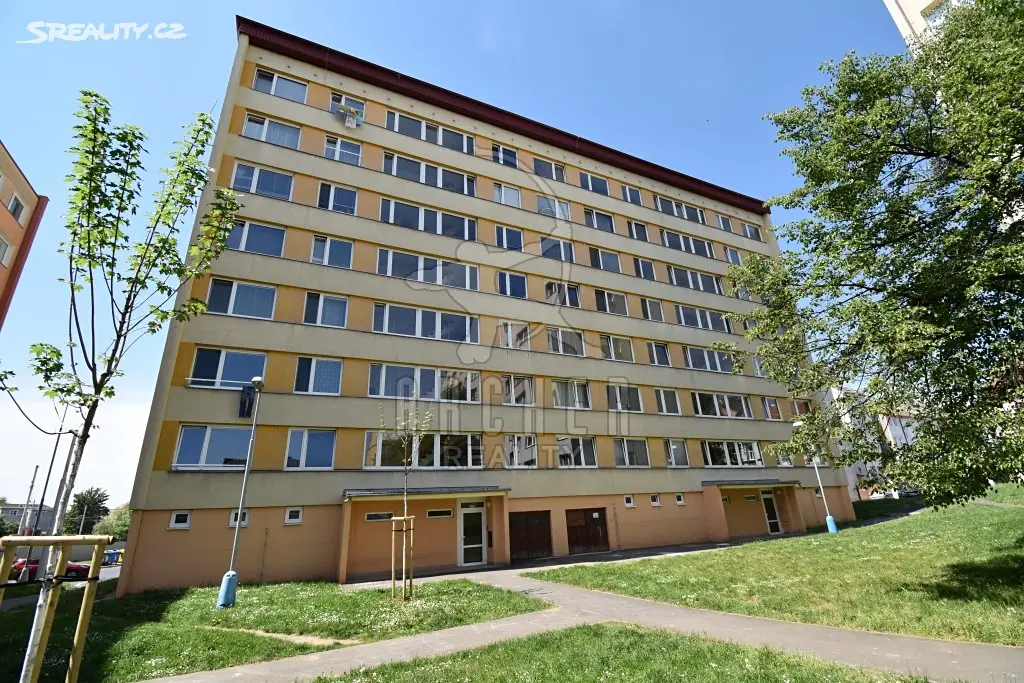Pronájem bytu 3+1 54 m², Zemská, Teplice - Trnovany