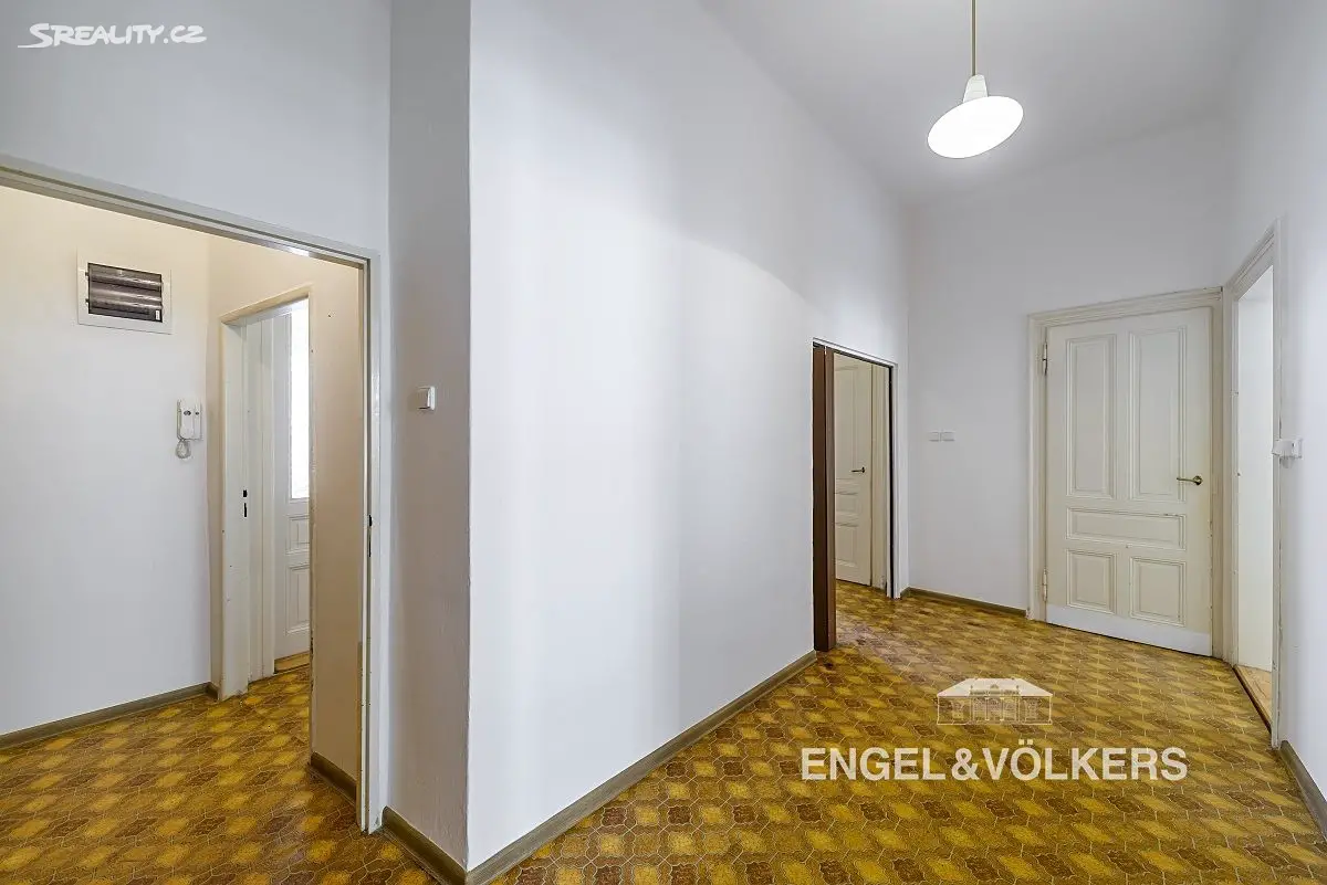 Pronájem bytu 4+1 132 m², Krkonošská, Praha 2 - Vinohrady