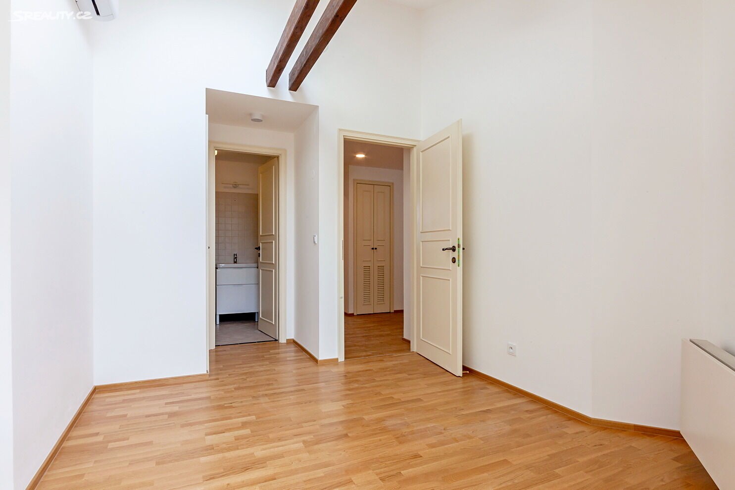 Pronájem bytu 5+1 165 m², Janáčkovo nábřeží, Praha 5 - Smíchov