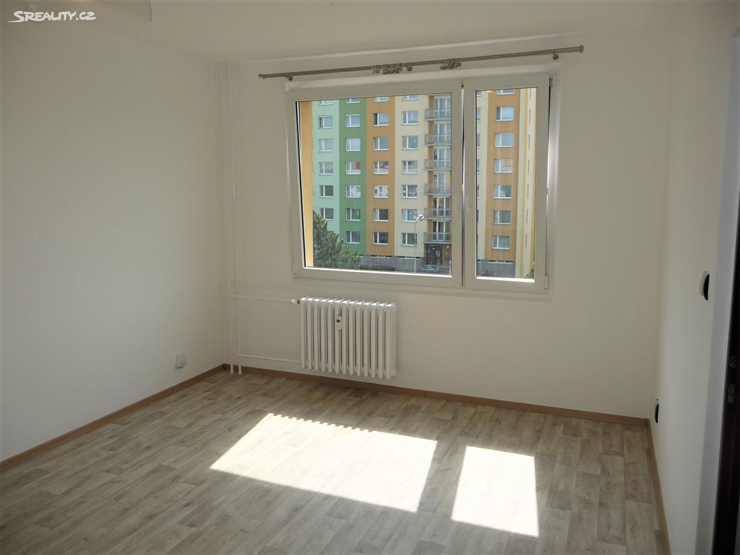 Pronájem bytu 1+1 35 m², Vysocká, Hradec Králové - Moravské Předměstí