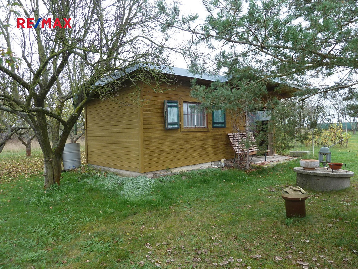 Prodej  chaty 16 m², pozemek 1 500 m², Nechanice, okres Hradec Králové
