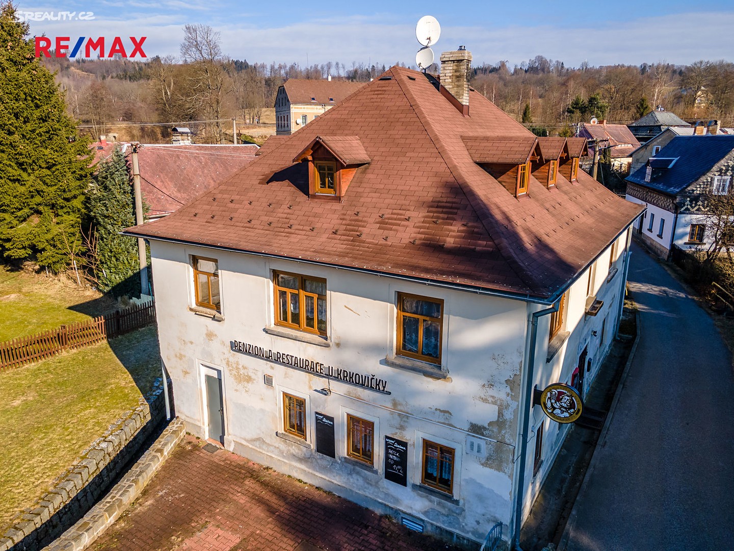 Prodej  rodinného domu 306 m², pozemek 188 m², Staré Křečany - Brtníky, okres Děčín
