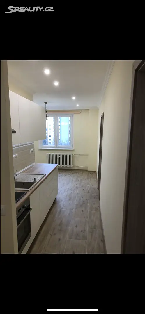 Pronájem bytu 3+1 64 m², Krymská, Karlovy Vary