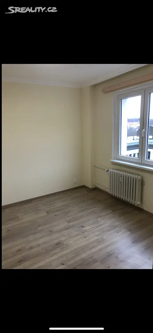 Pronájem bytu 3+1 64 m², Krymská, Karlovy Vary
