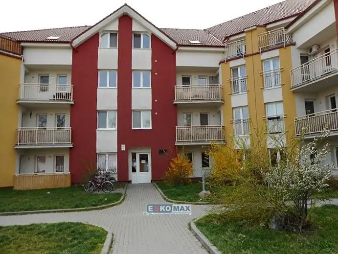 Prodej bytu 2+kk 71 m², Kpt. Jaroše, Břeclav