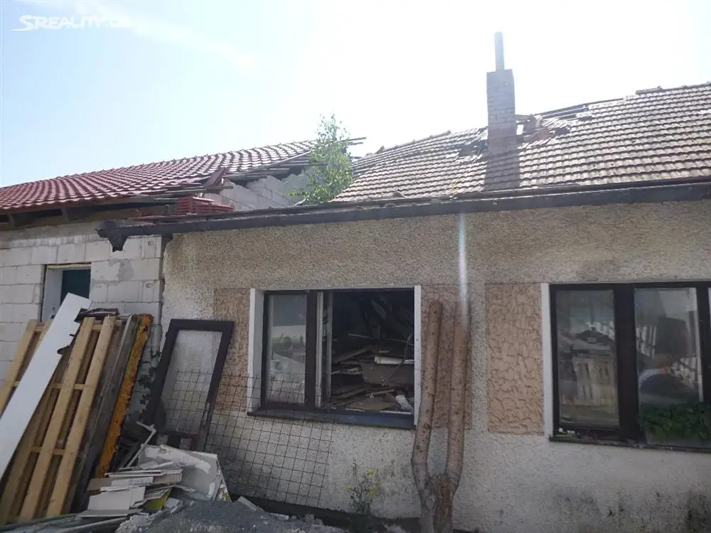 Prodej  rodinného domu 150 m², pozemek 0 m², Křížkový Újezdec, okres Praha-východ