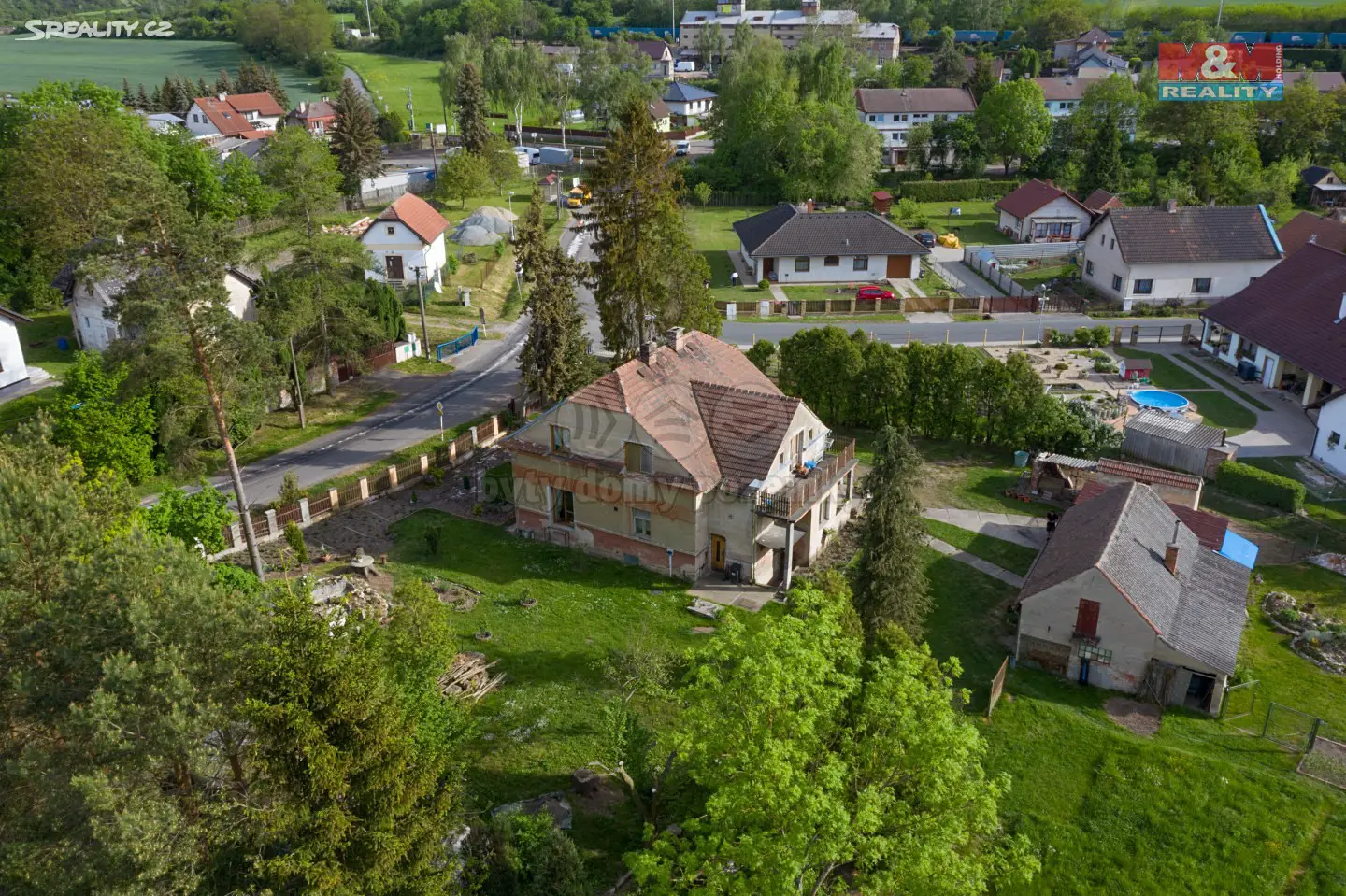 Prodej  rodinného domu 220 m², pozemek 4 070 m², Kropáčova Vrutice - Střížovice, okres Mladá Boleslav