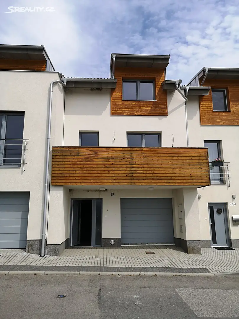 Prodej  rodinného domu 200 m², pozemek 141 m², Štěkeň, okres Strakonice