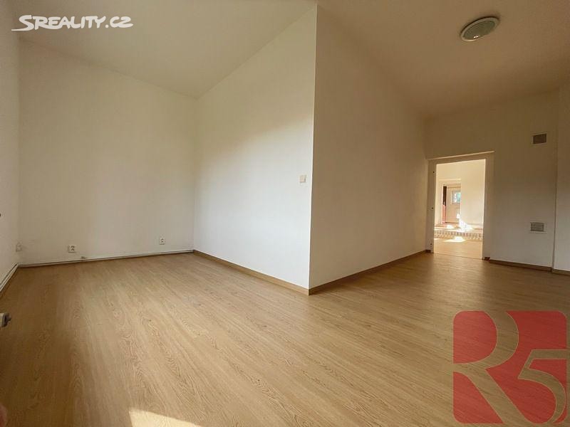 Prodej  vícegeneračního domu 149 m², pozemek 1 184 m², Novotného, Hostivice