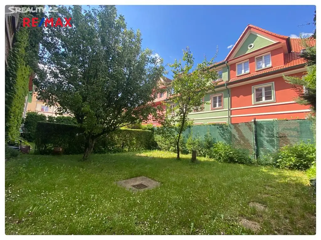 Prodej  vícegeneračního domu 246 m², pozemek 132 m², Karla Aksamita, Teplice - Trnovany