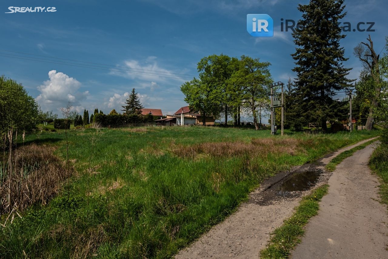 Prodej  stavebního pozemku 3 138 m², Tuřany, okres Cheb