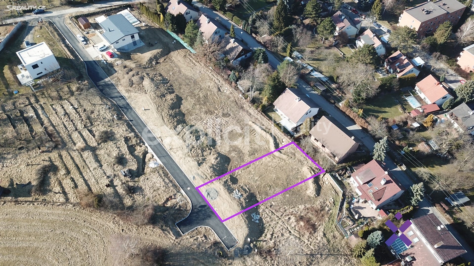 Prodej  stavebního pozemku 600 m², Boněcko III, Zlín - Příluky