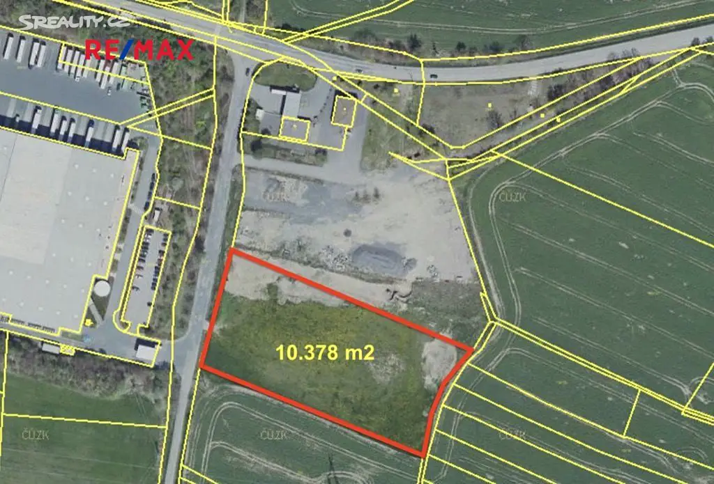 Prodej  komerčního pozemku 10 378 m², Divišov, okres Benešov