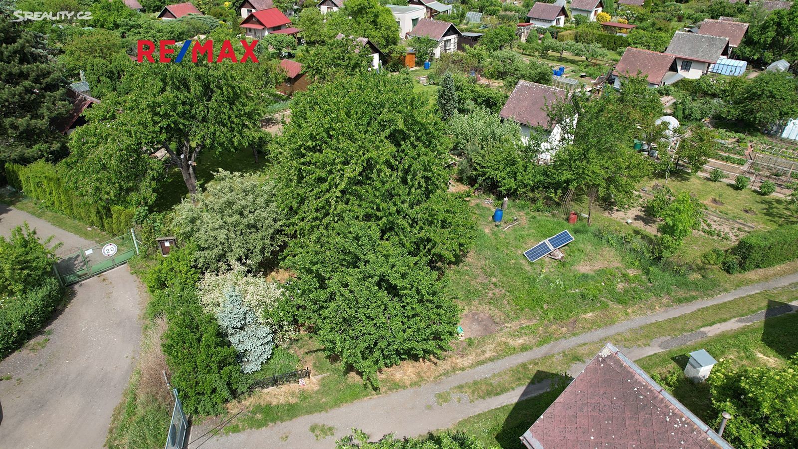 Prodej  zahrady 298 m², Zahrádkářská osada U Labe, Hradec Králové - Plácky