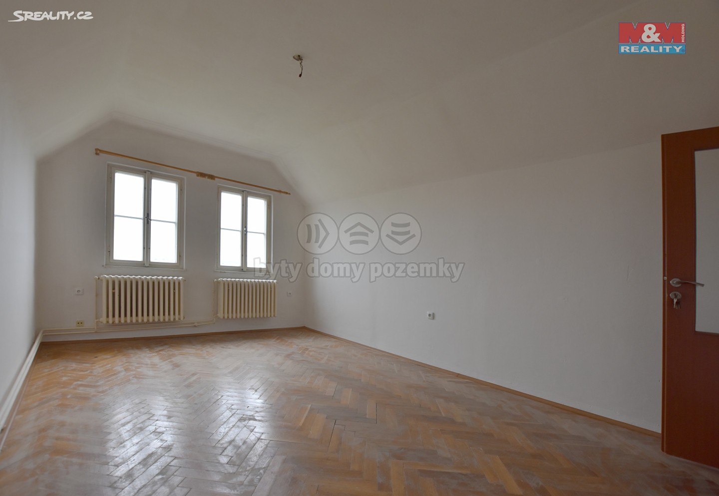 Pronájem bytu 1+1 50 m², Velké náměstí, Hradec Králové