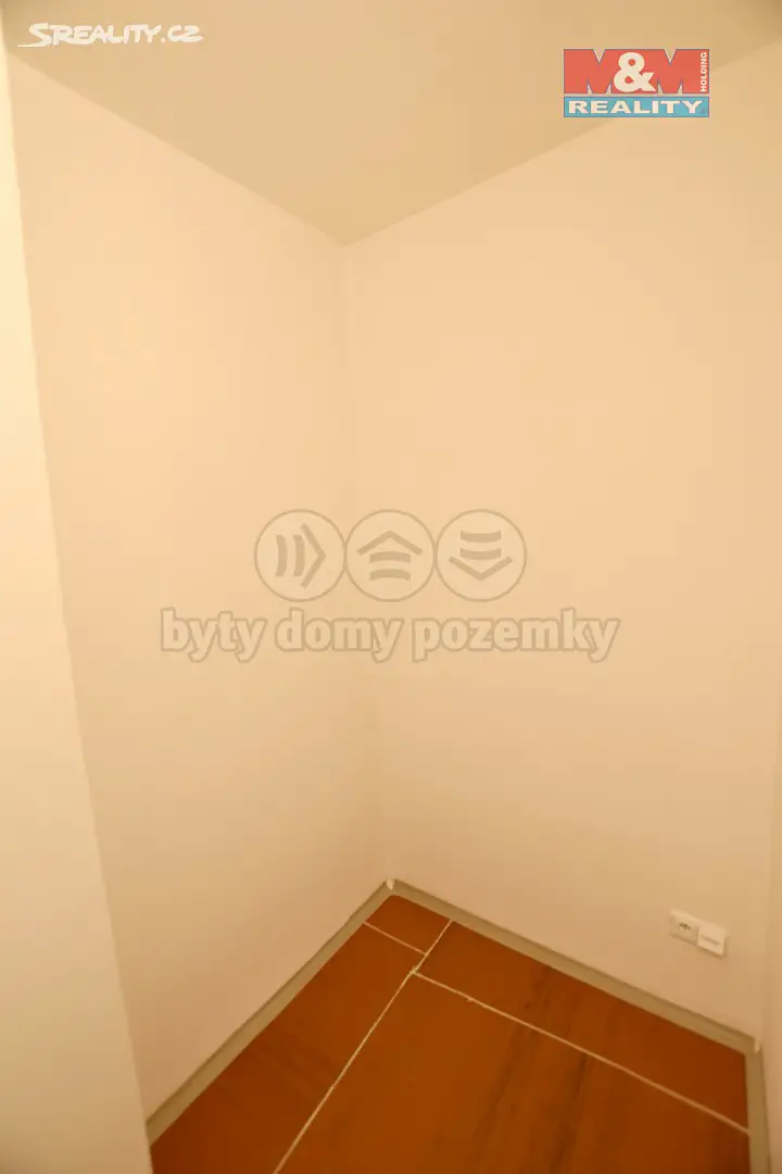 Pronájem bytu 1+1 50 m², Velké náměstí, Hradec Králové