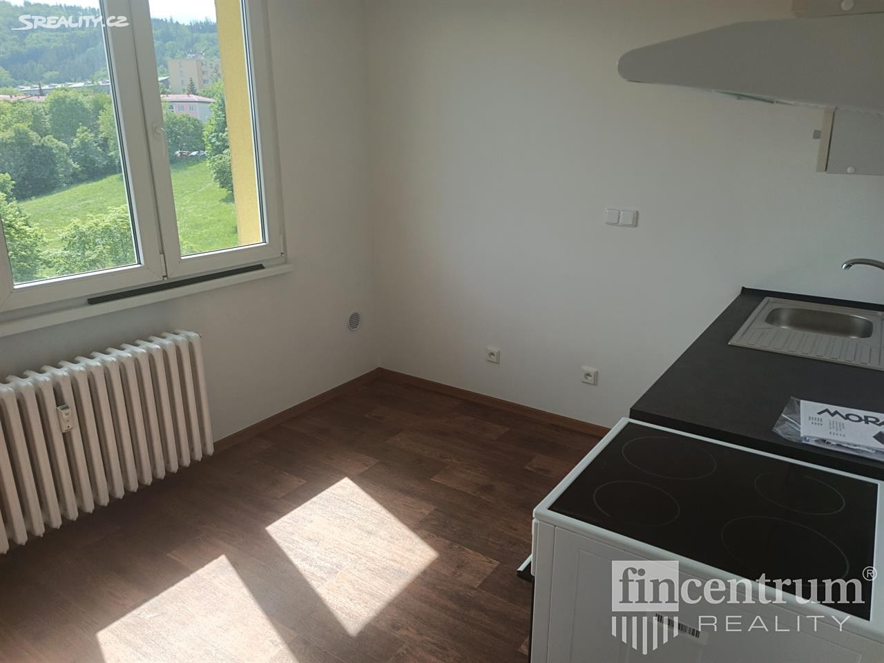 Pronájem bytu 1+1 42 m², Gagarinova, Karlovy Vary - Drahovice