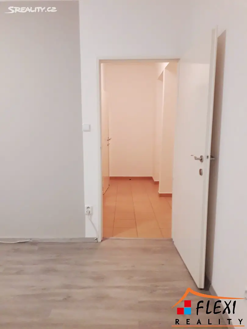 Pronájem bytu 1+1 36 m², Na Široké, Ostrava - Moravská Ostrava