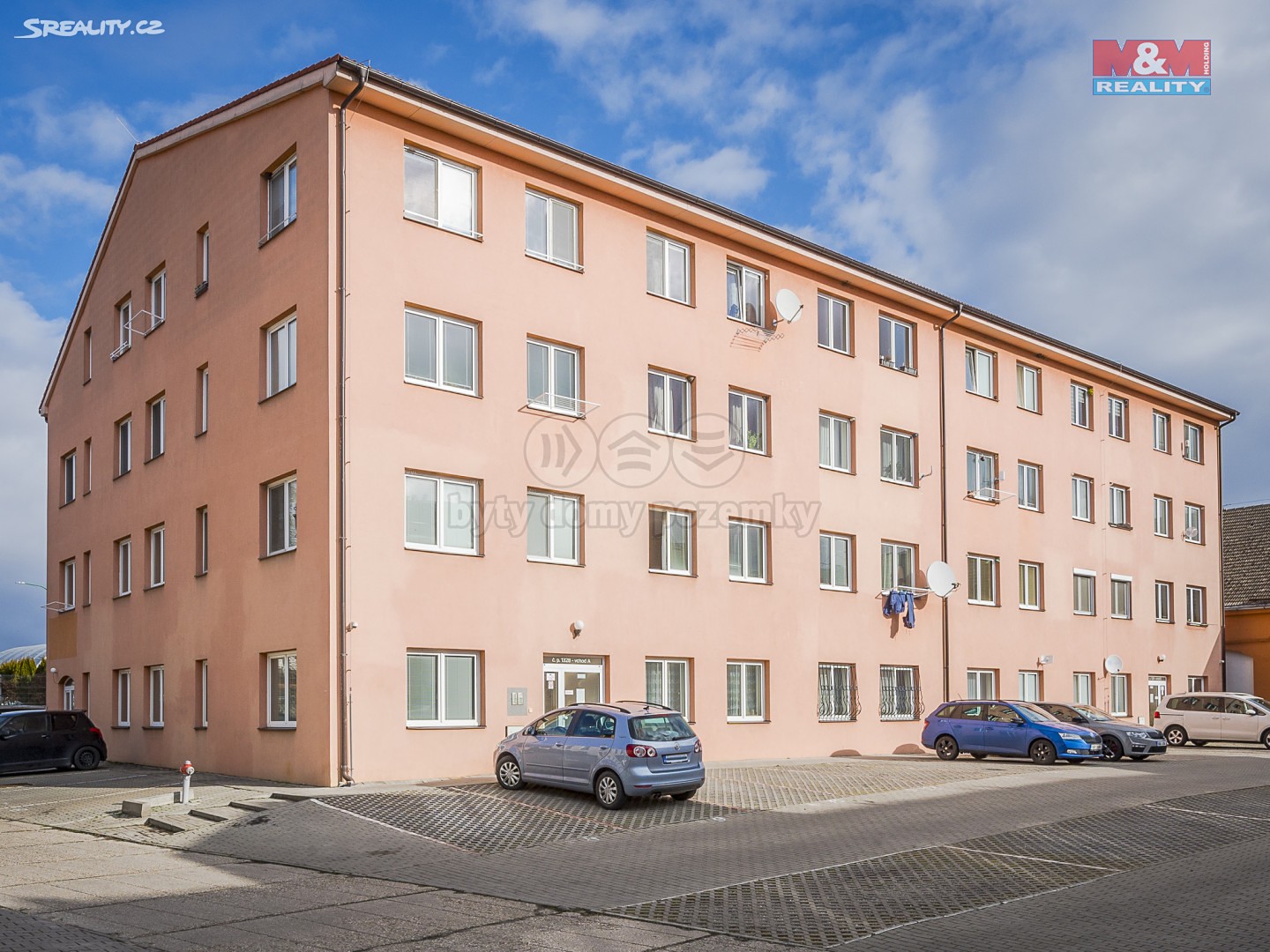 Pronájem bytu 1+kk 26 m², Komenského, Šestajovice