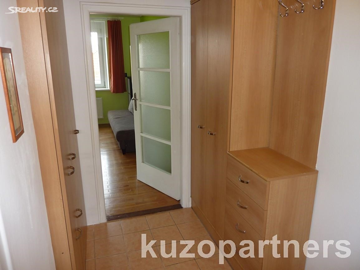 Pronájem bytu 2+1 75 m² (Mezonet), Mánesova, Hradec Králové