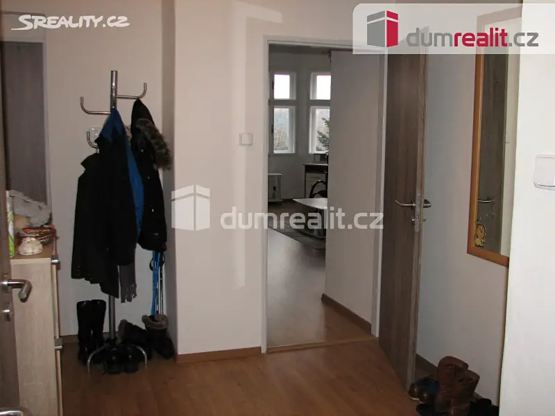 Pronájem bytu 2+1 63 m², Antonína Slavíčka, Luhačovice