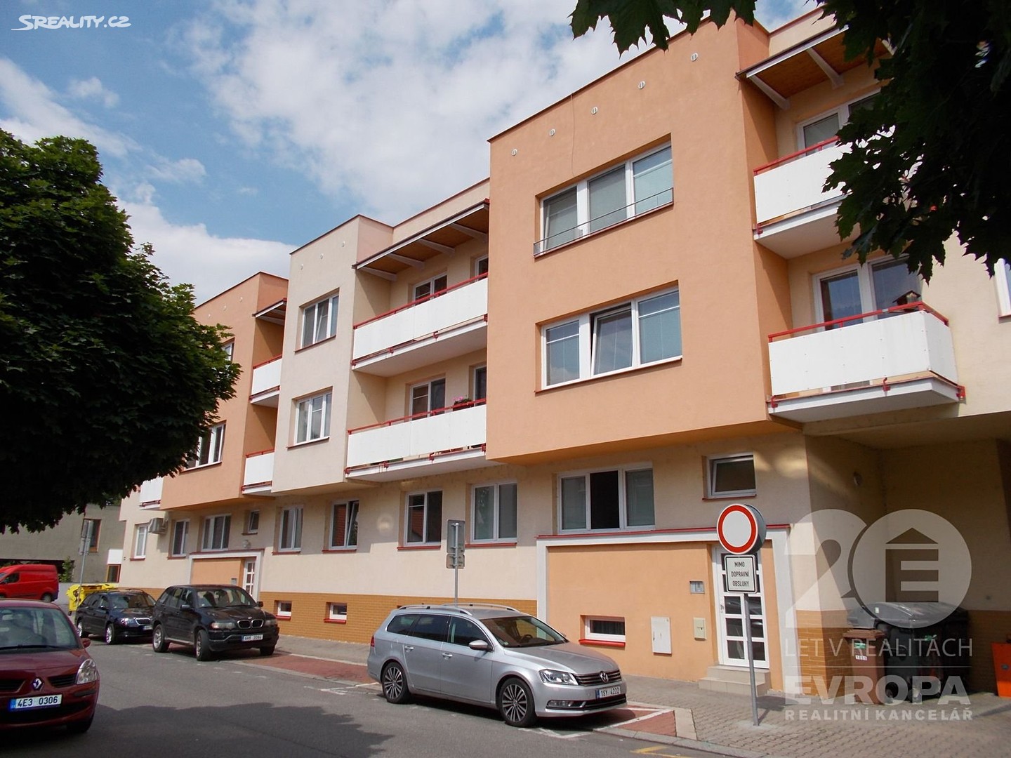 Pronájem bytu 2+1 62 m², Holubova, Pardubice - Bílé Předměstí