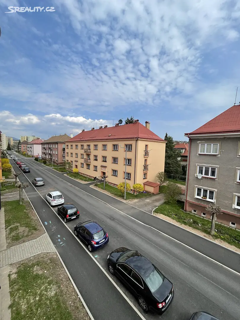 Pronájem bytu 2+1 54 m², Železničářská, Trutnov - Střední Předměstí