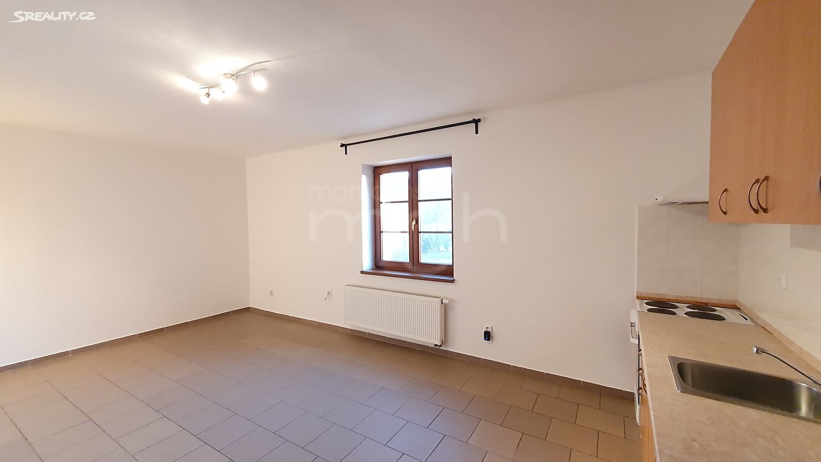 Pronájem bytu 2+kk 42 m², Nad Řekou, Dalovice - Všeborovice