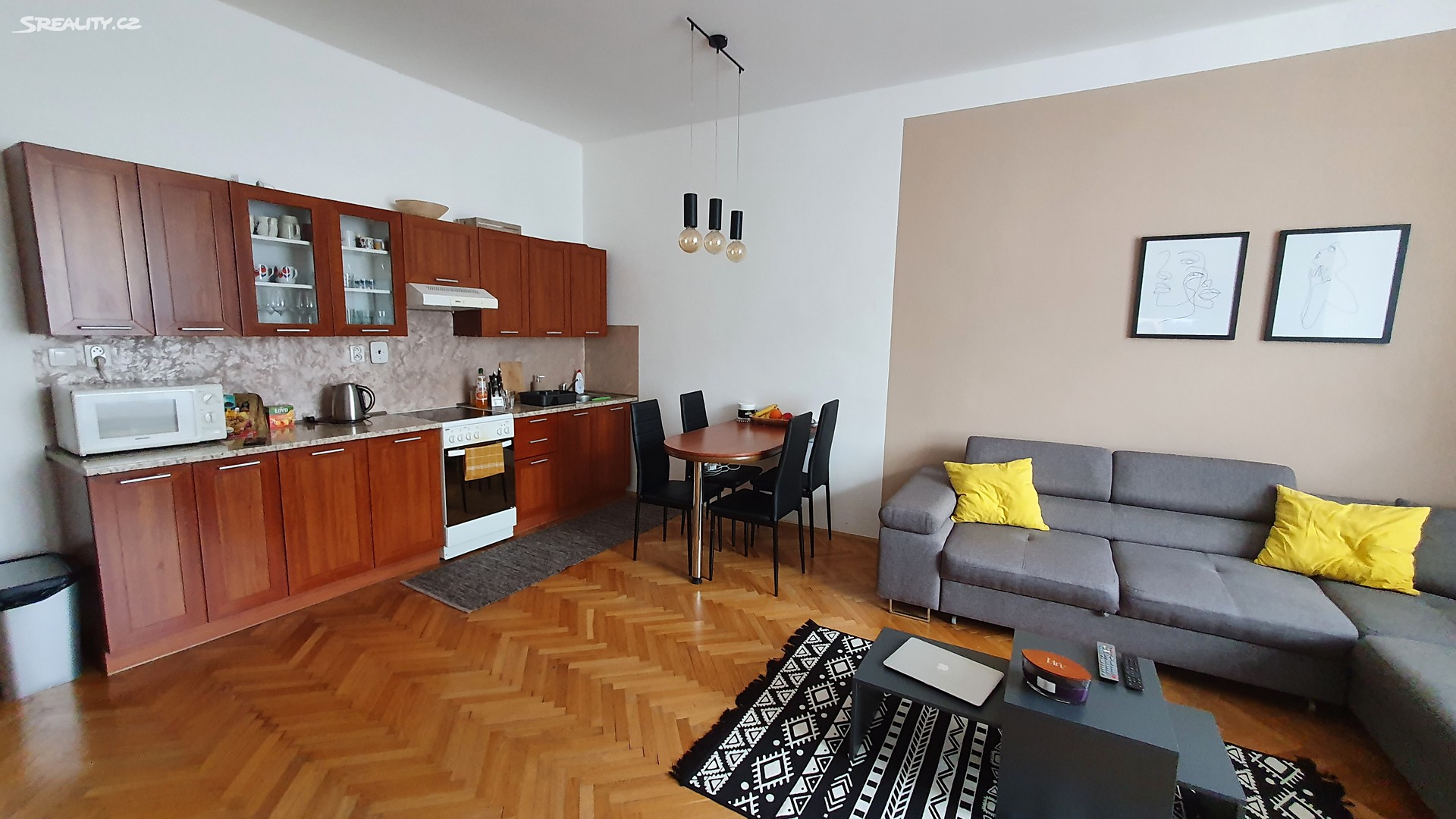 Pronájem bytu 2+kk 56 m², Žerotínovo nám., Přerov - Přerov I-Město