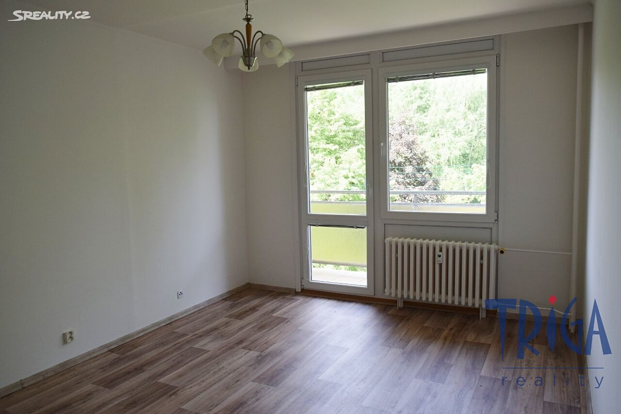 Pronájem bytu 3+1 65 m², Elišky Krásnohorské, Dvůr Králové nad Labem