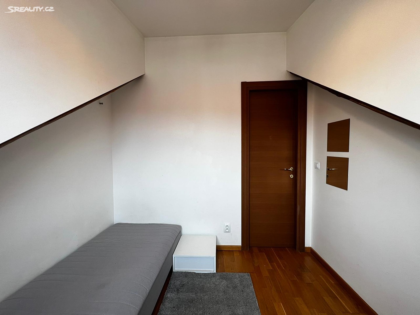 Pronájem bytu 3+kk 65 m² (Mezonet), Neklanova, Praha 2 - Vyšehrad