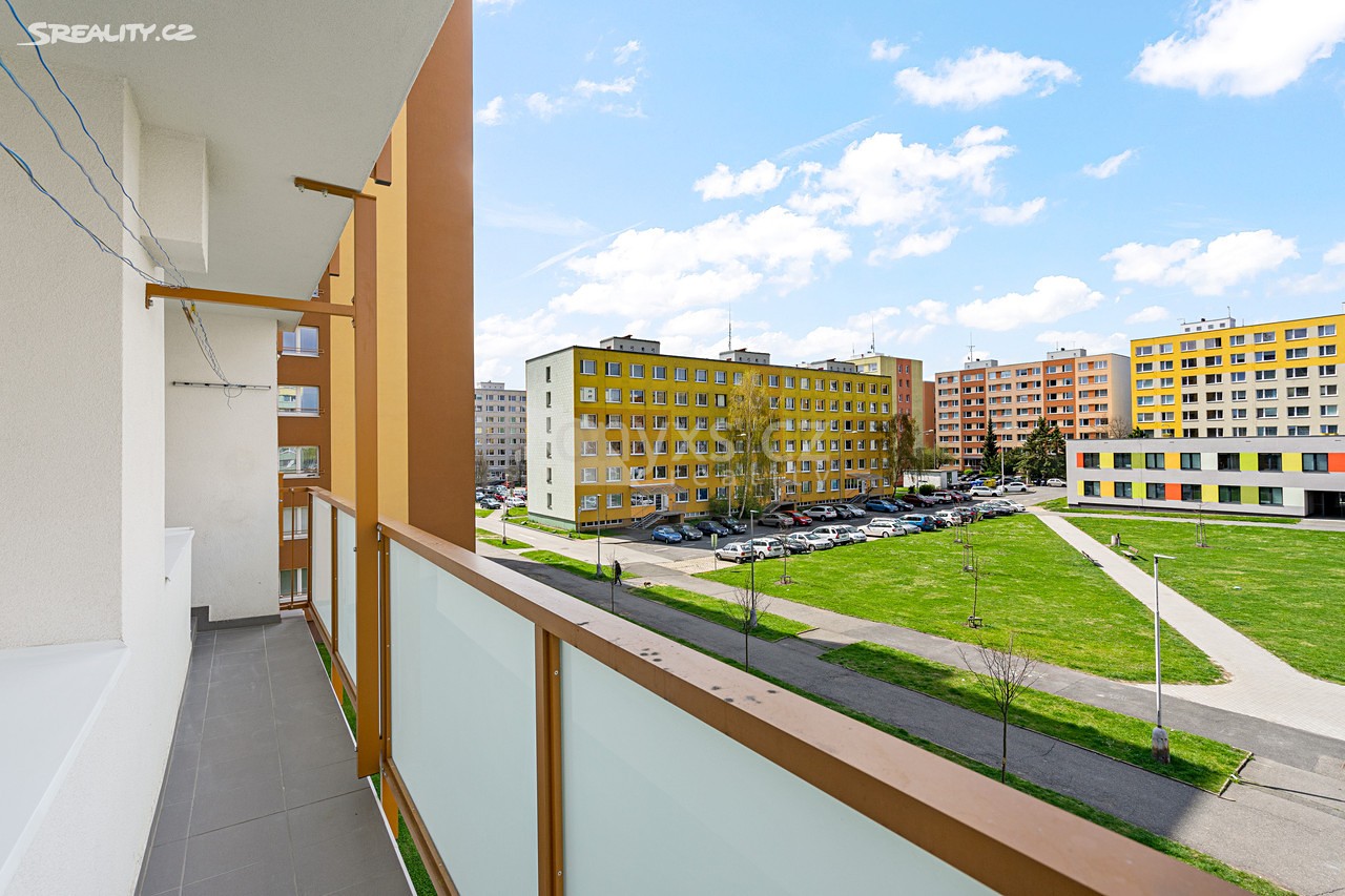 Pronájem bytu 4+kk 82 m², Hřebečská, Kladno - Kročehlavy