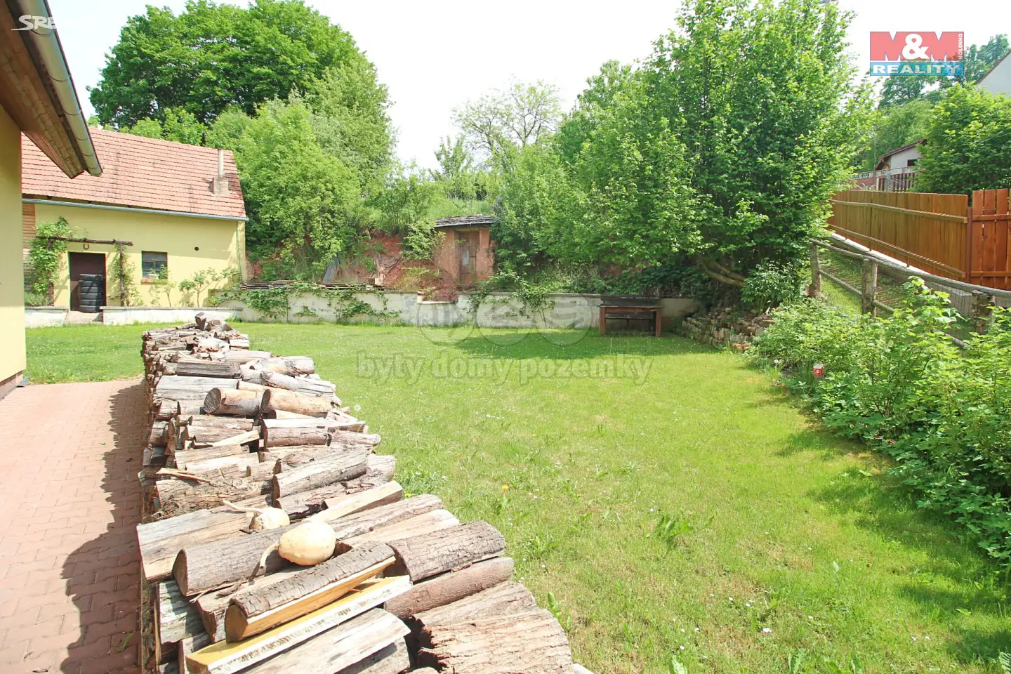Pronájem  rodinného domu 120 m², pozemek 1 500 m², Vinařice, okres Louny